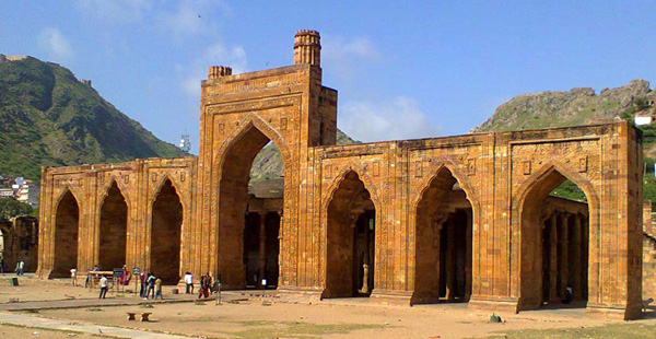 Adhai-Din Ka Jhonpra