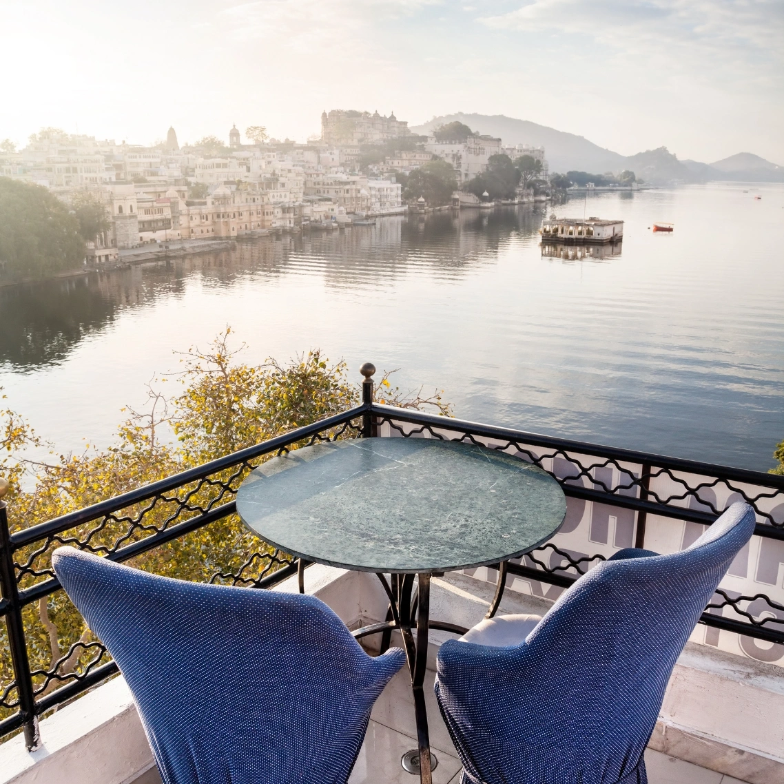 Luxury Udaipur hotel courtyard