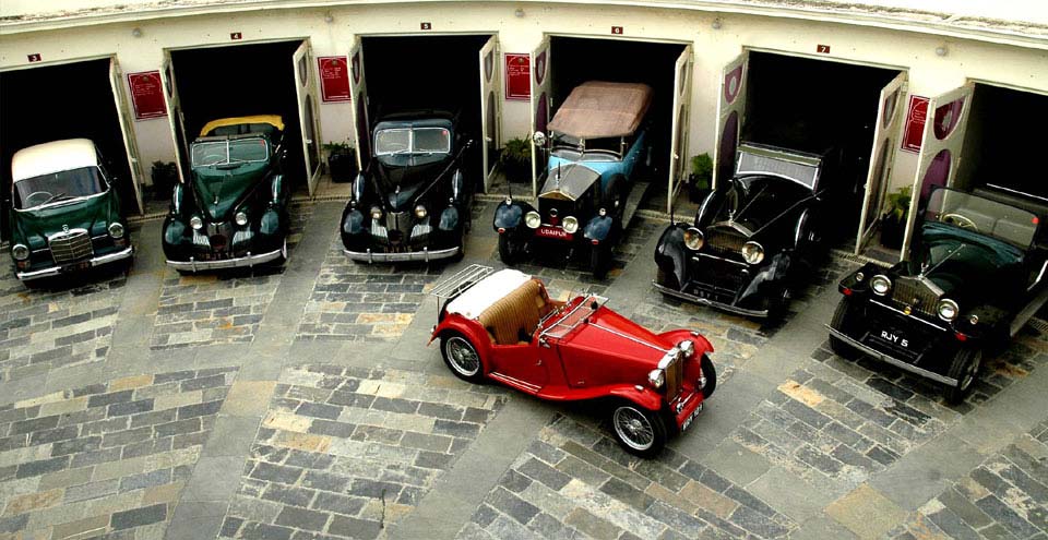 Vintage Classic Cars Museum
